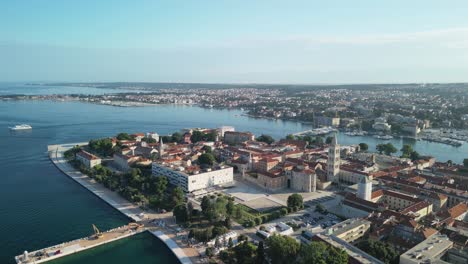 Zadar,-Península-De-La-Ciudad-Vieja-Con-Iglesia-St