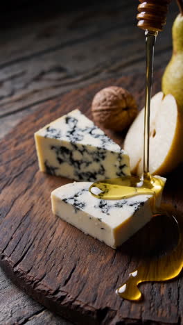 blue cheese with honey, pear, and walnut
