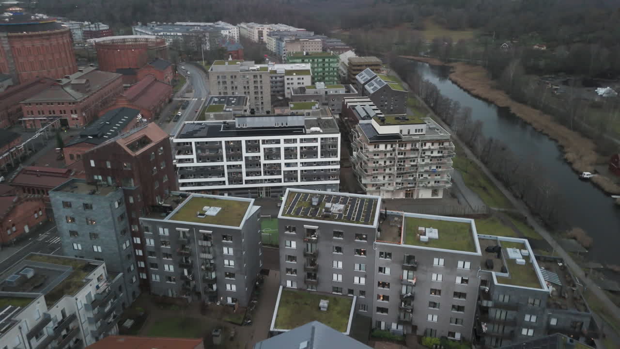 Ripresa aerea con drone sopra Hjorthagen a Stoccolma