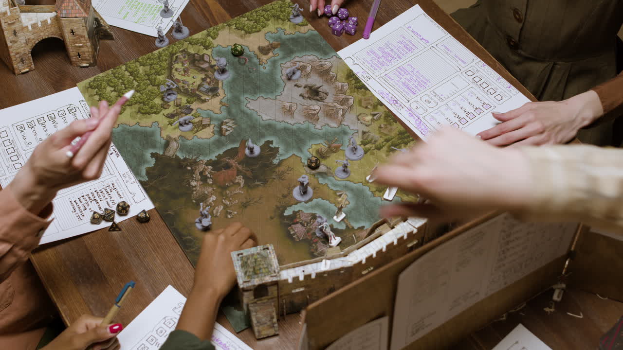 друзья играют в ролевые игры.