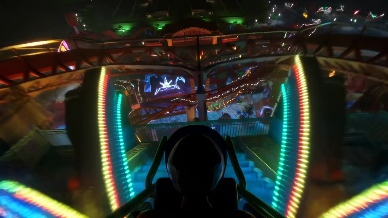 POV di montagne russe al neon di notte, giostra da luna park immersiva ad alta velocità sopra le luci scintillanti del luna park, vibrante e colorato.