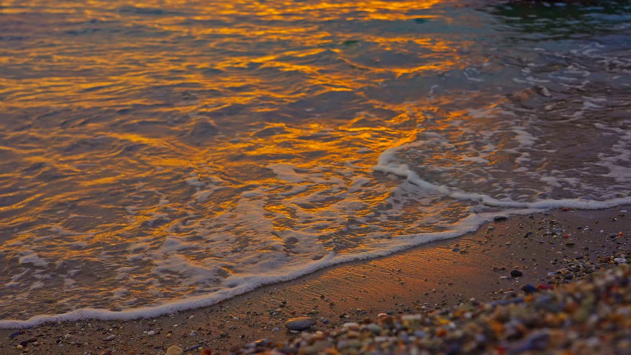 슬로우 모션의 해변 파도