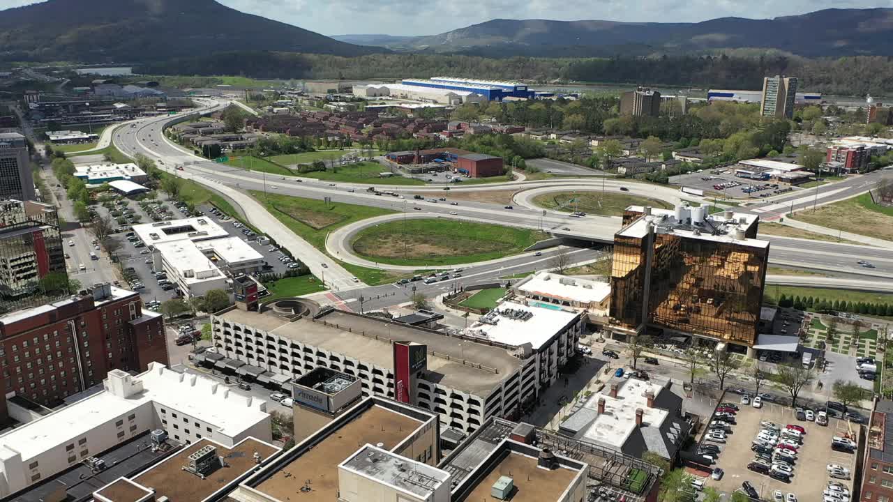 Stunning 4K drone footage of Downtown Chattanooga, TN, showcasing historic buildings and vibrant cityscapes. Ideal for travel, history, or urban lifestyle projects