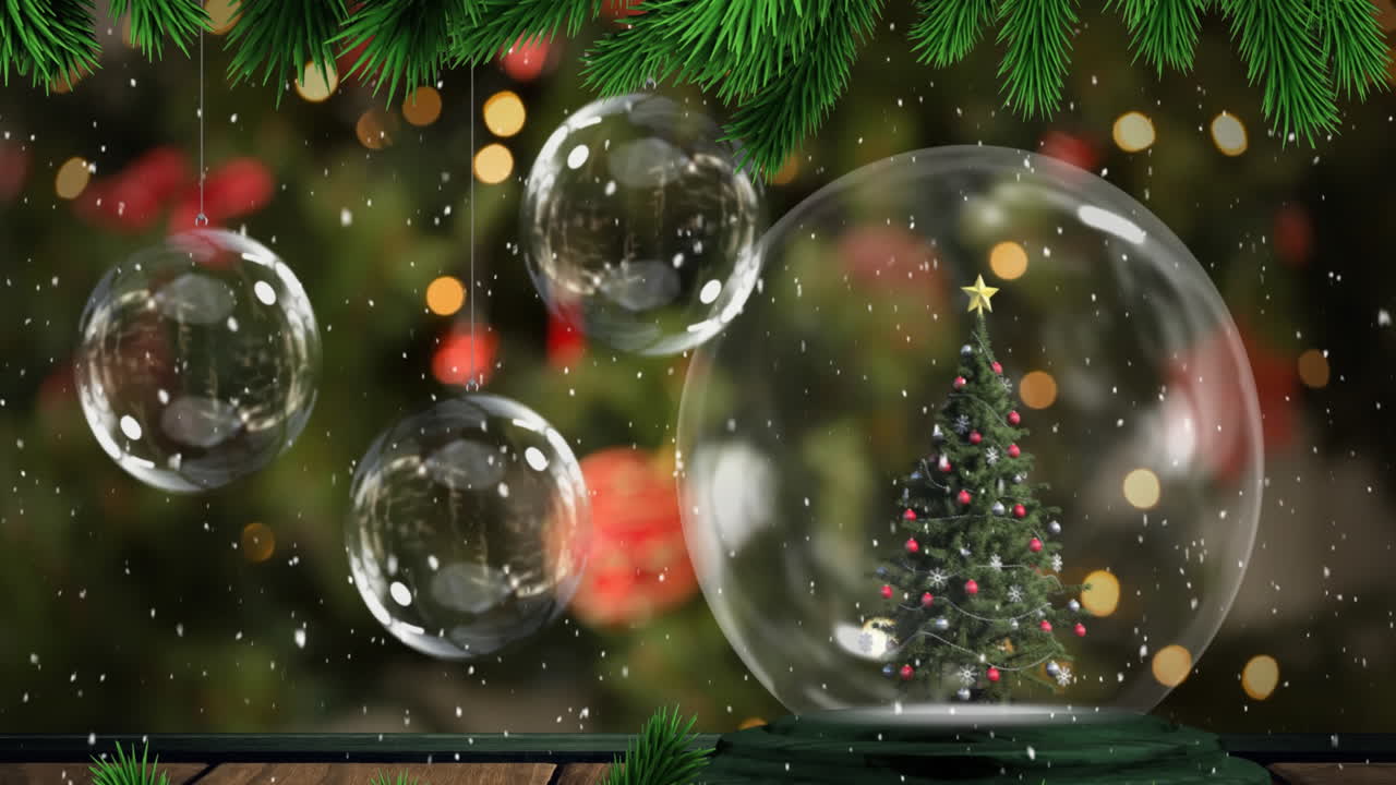animación de la rama y la nieve cayendo en el árbol de navidad en un globo de nieve y decoraciones colgantes