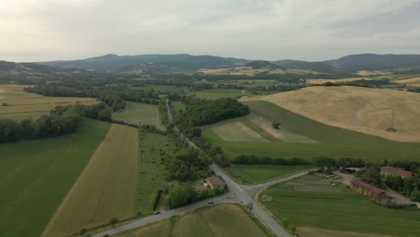 Aerial-images-of-Tuscany-in-Italy-cultivated-fields-summer