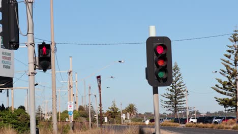 traffic lights changing from red to green