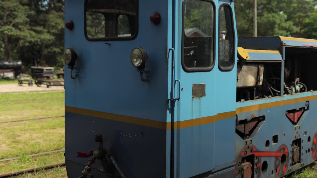 오래된 기관차의 역동적인 샷