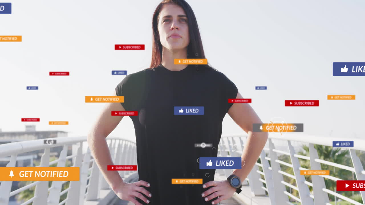 de pie en el puente, mujer rodeada de notificaciones de redes sociales animación