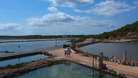 Disparo-De-Dron-A-Lo-Largo-Del-Lago-Salado