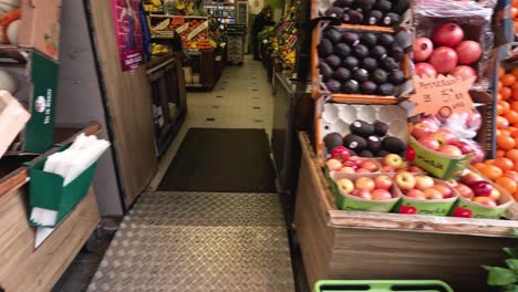 time-lapse of a busy fruit market over ten seconds