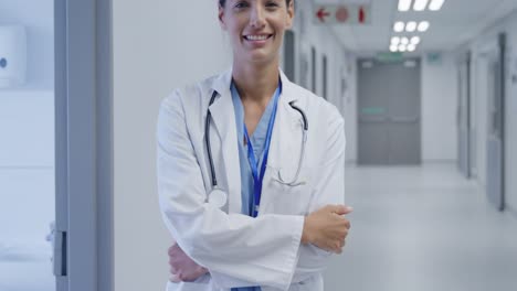 profesional médico que trabaja en un hospital