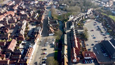 Birdseye-view-of-Great-Stour-river-going-through-Canterbury,-UK