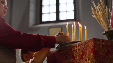 velas en la iglesia