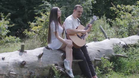 couple enjoying music in nature