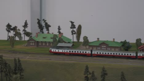 modelado de mini estaciones de tren
