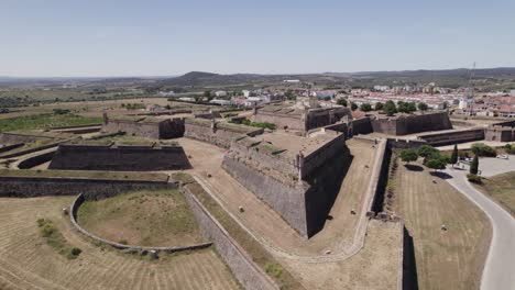 Unesco-heritage-site-of-forte-de-santa-luzia,-city-of-elvas-in-background