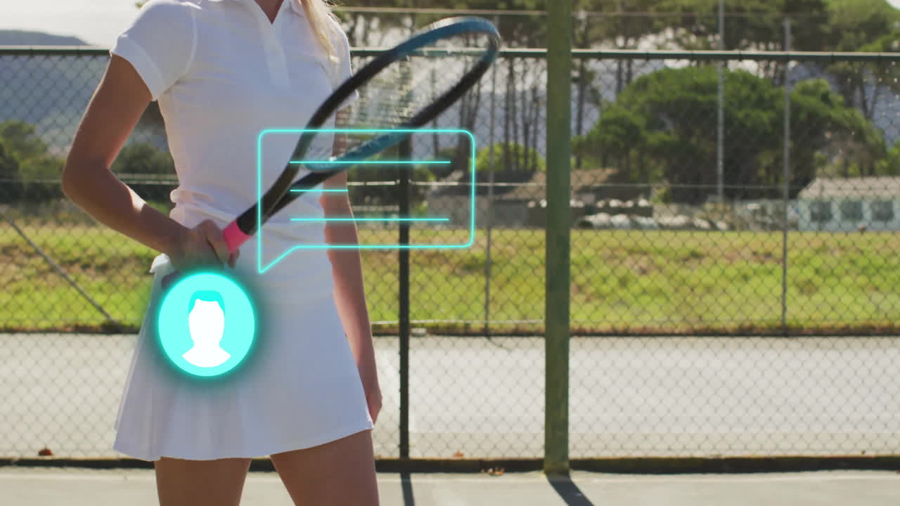 animación de iconos de los medios sobre una tenista caucásica en la corte