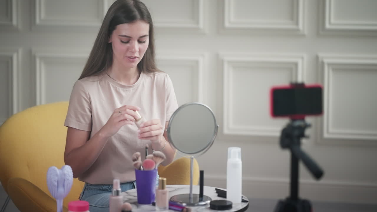 tutorial de maquillaje por un influyente de belleza