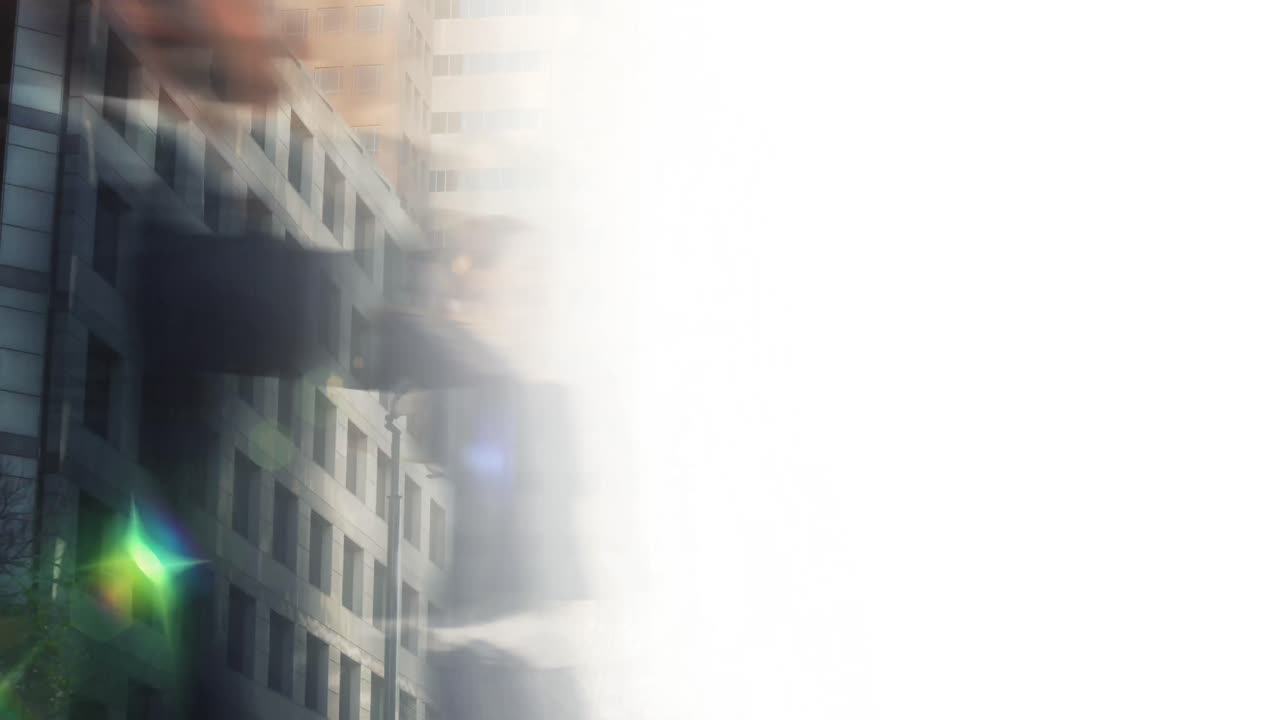 animación del procesamiento de datos financieros sobre el paisaje urbano