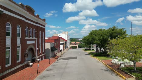 plaza pública ubicada en el centro de clarksville tennessee