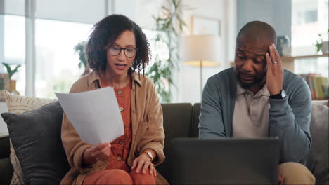 couple discussing financial problems