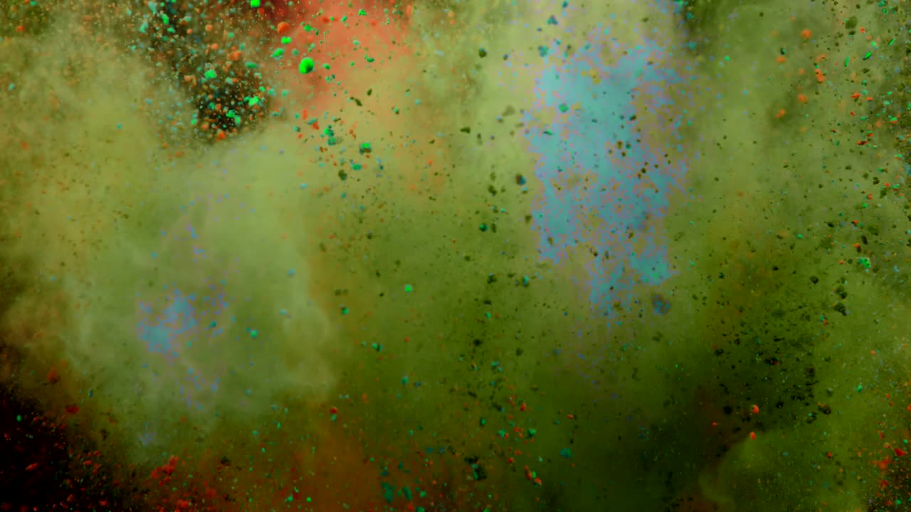 Esplosione di polvere colorata su sfondo nero