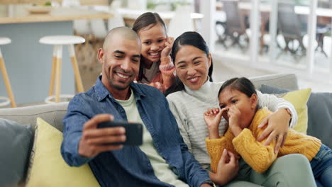 Albernes-Selfie,-Glückliche-Familie