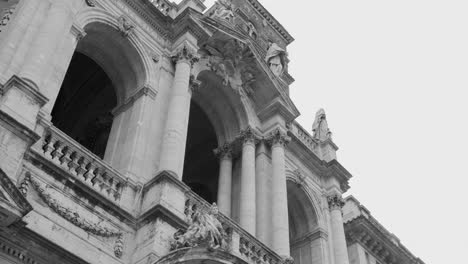 Black-and-white-shot-of-Basilica-of-Saint-Mary-Major-Basilica-with-a-seventy-five-meter-bell-tower-in-Rome,-Italy