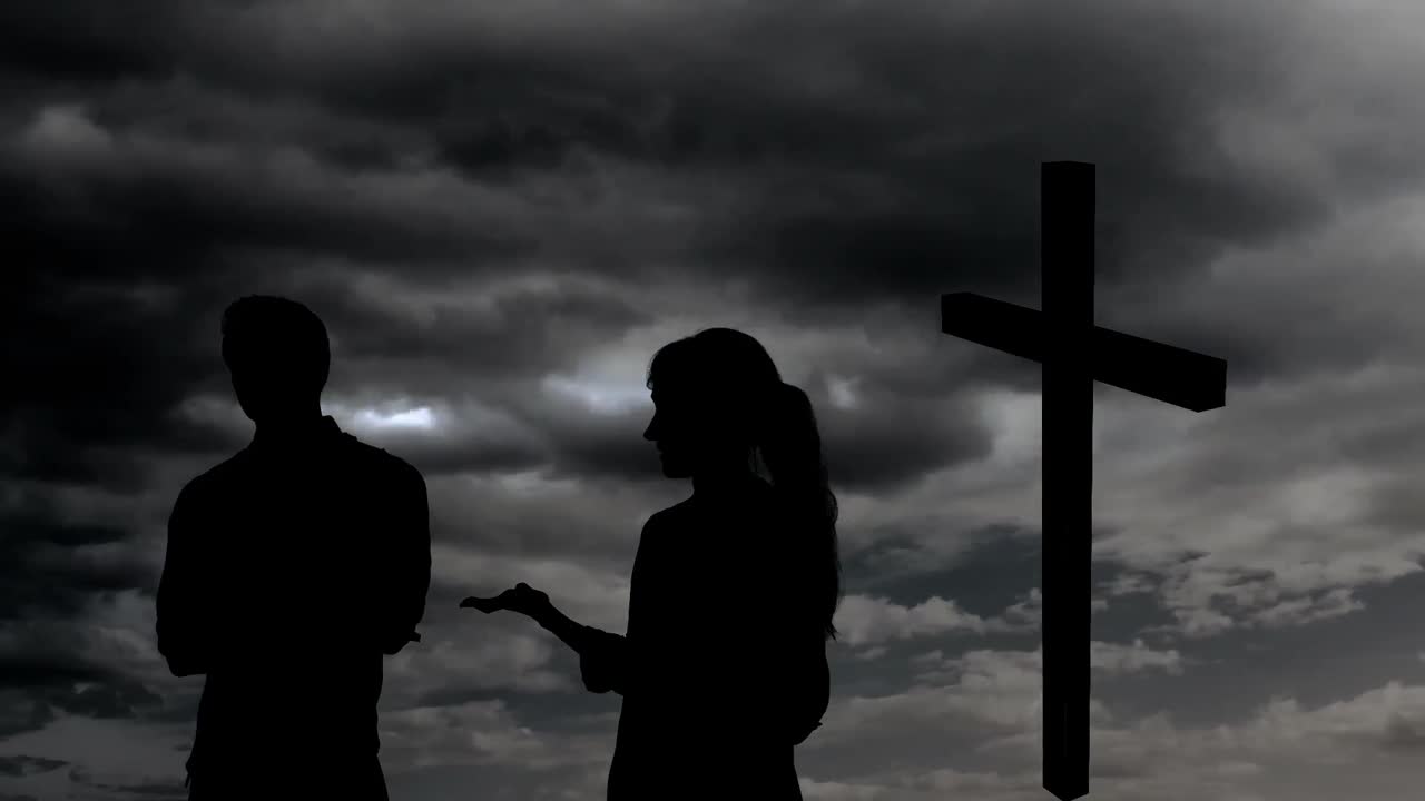 구름 과 십자가 위 에 있는 부부 의 실루 ⁇  의 애니메이션