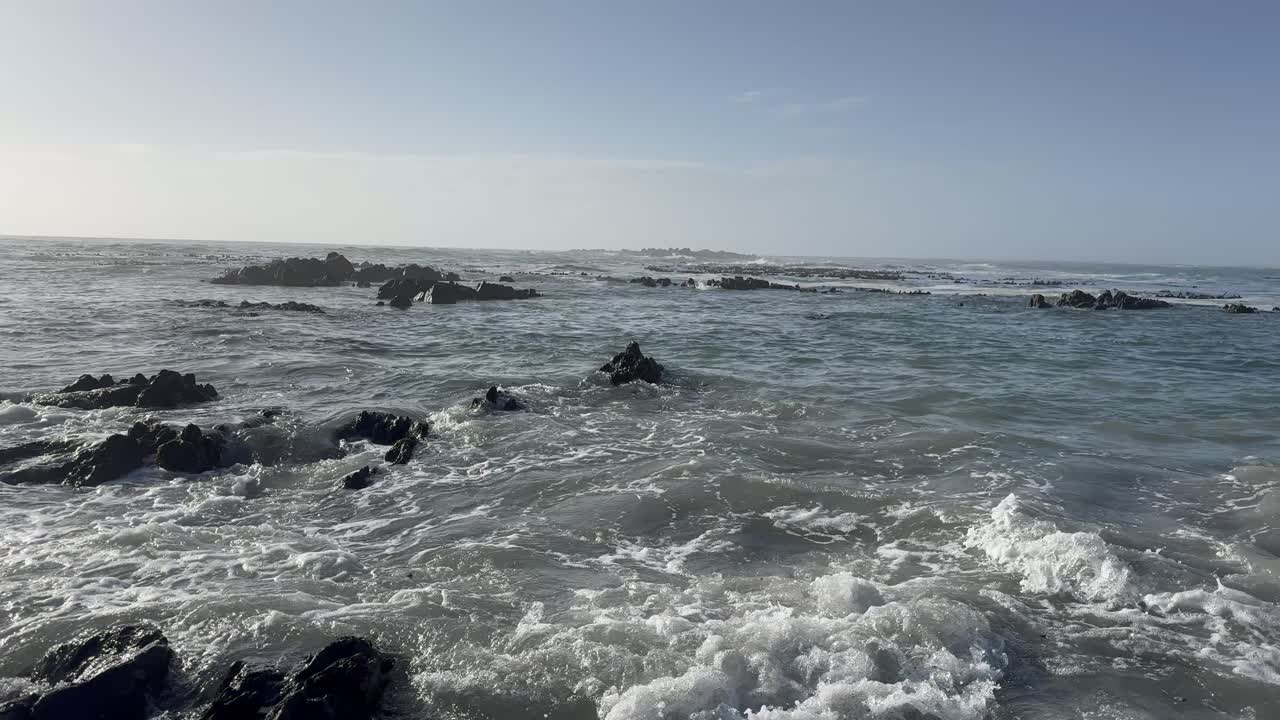 Costa rocciosa vicino a Città del Capo, Sudafrica