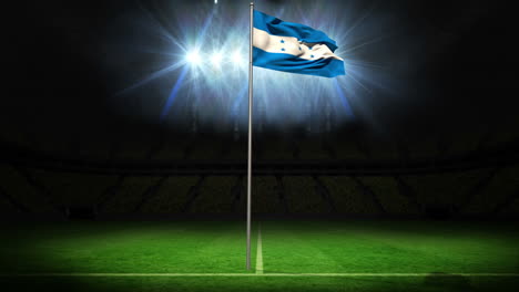 Honduras-Nationalflagge-Weht-Am-Fahnenmast