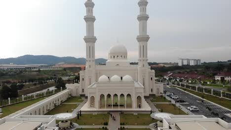 vista aérea de la mezquita de sri sendayan