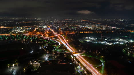 Munich-Noche-Aérea-Timelapse-Horizonte