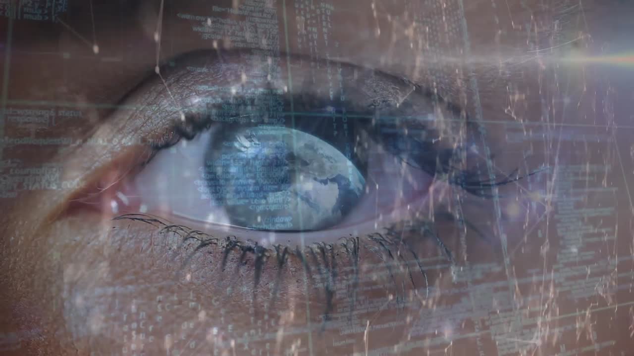 animación del procesamiento de datos y las conexiones sobre el ojo azul