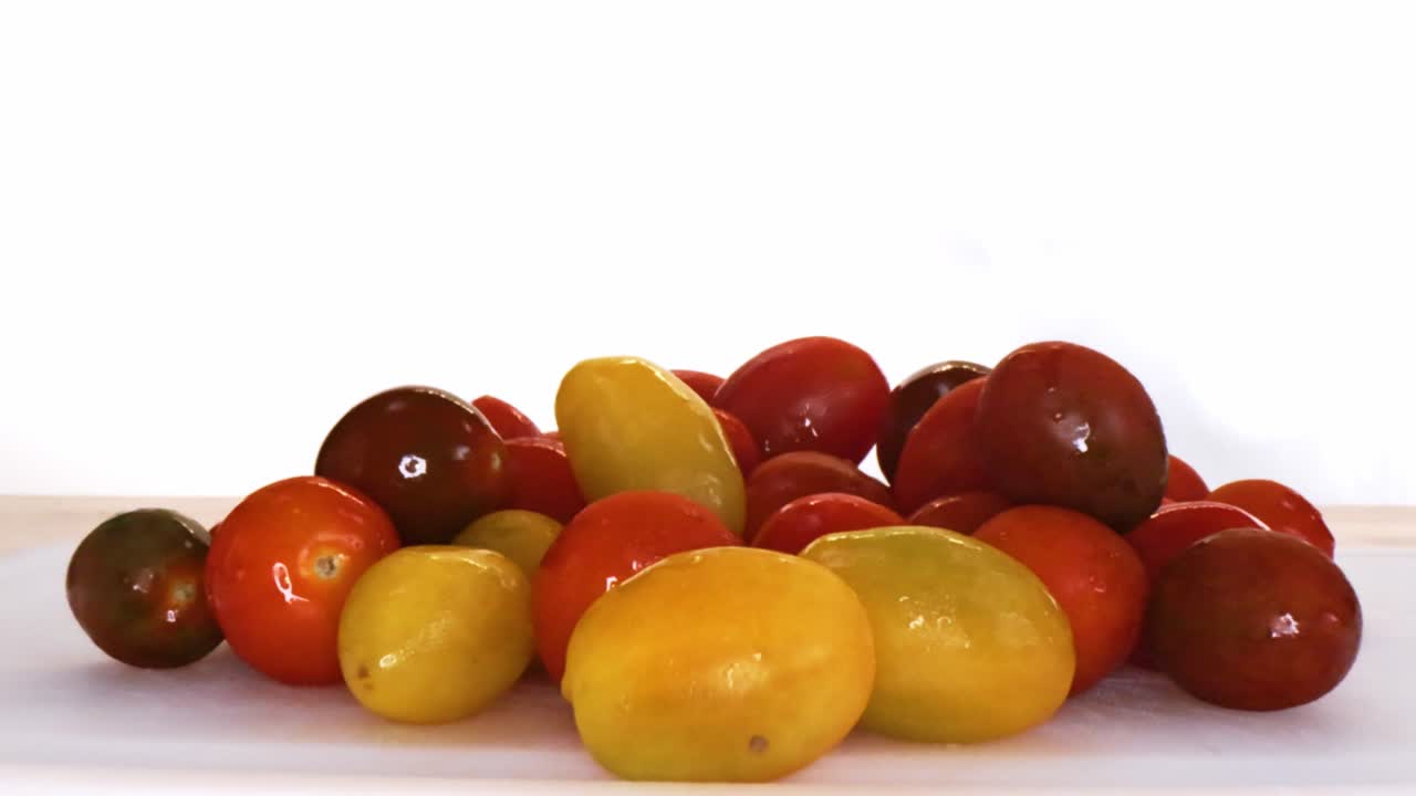 Cherrytomater – Innhøsting, nærbilde