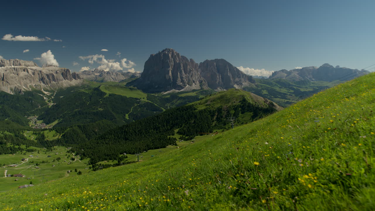Cinematic video in the Seceda region of Italy