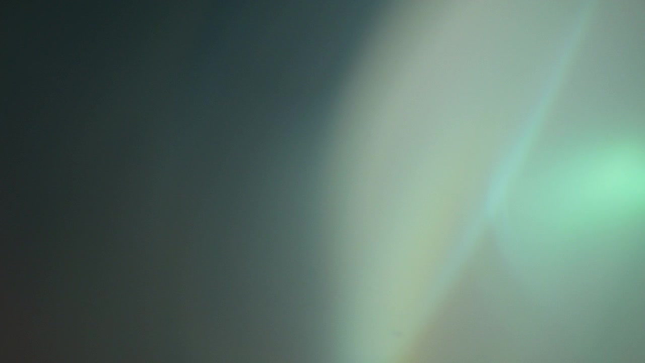 Light leaks recorded using real spherical lens and lens whacking technique
