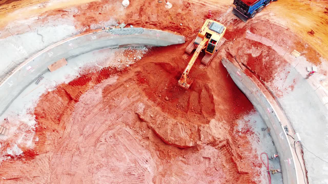 Shaft excavation for a subway station construction works transport infrastructure project