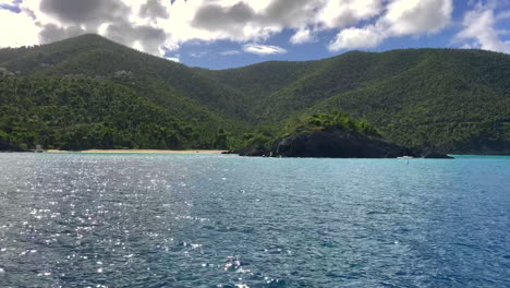 Time-lapse-passing-Trunk-Bay-on-St