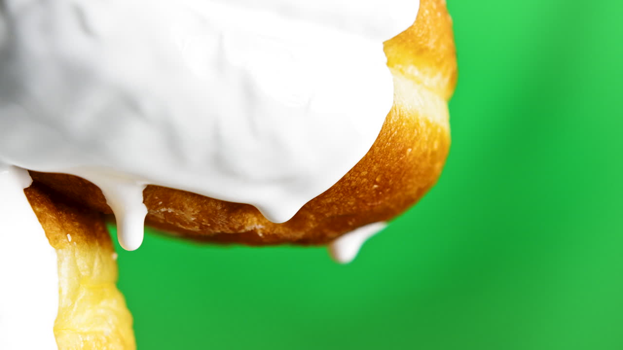 el donut blanco con hielo goteante