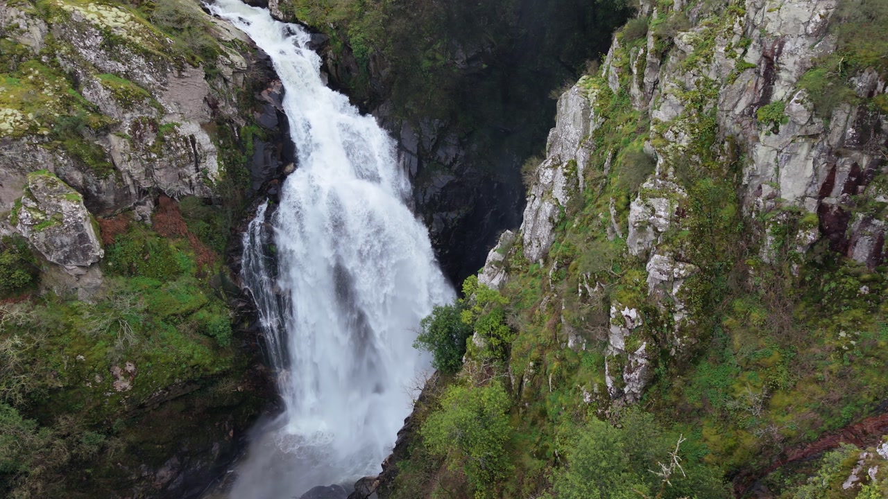 Idyllic Scenery Of Toxa Waterfall In Quintás, Silleda, Spain - Drone Shot