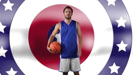 animación de un jugador de baloncesto sobre el patrón de la bandera estadounidense y los círculos de colores
