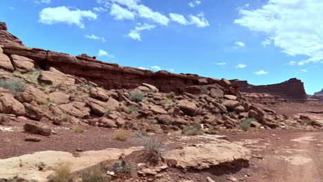 Scenic-backcountry-Utah-on-sunny-day