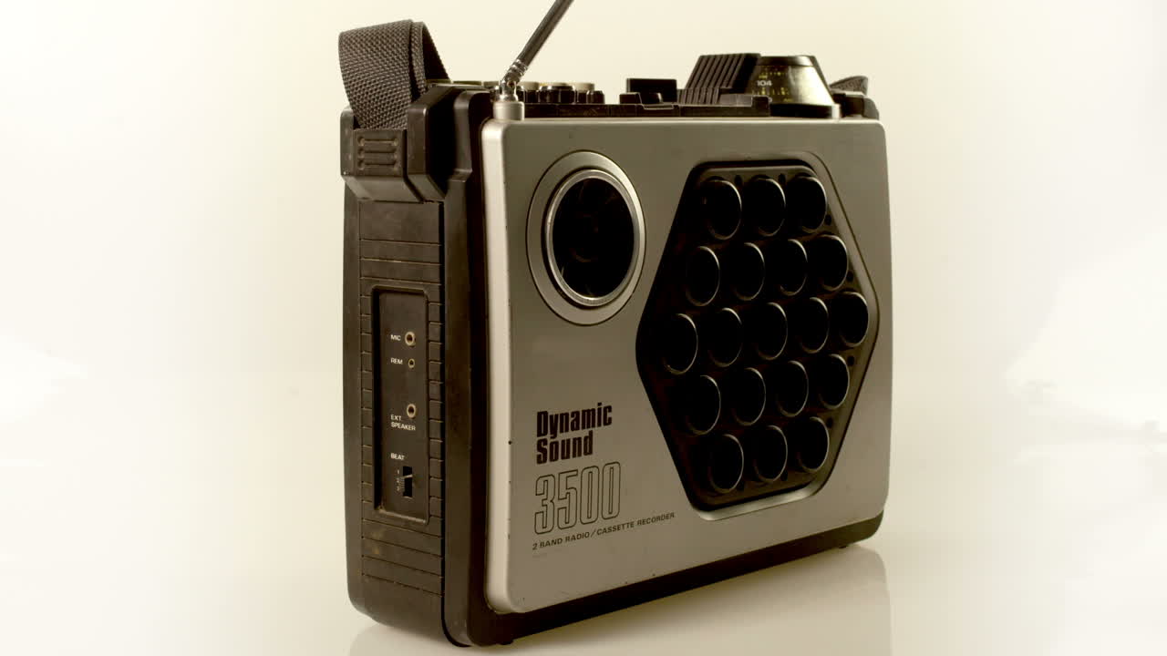 스피닝 레트로 게토블라스터 00