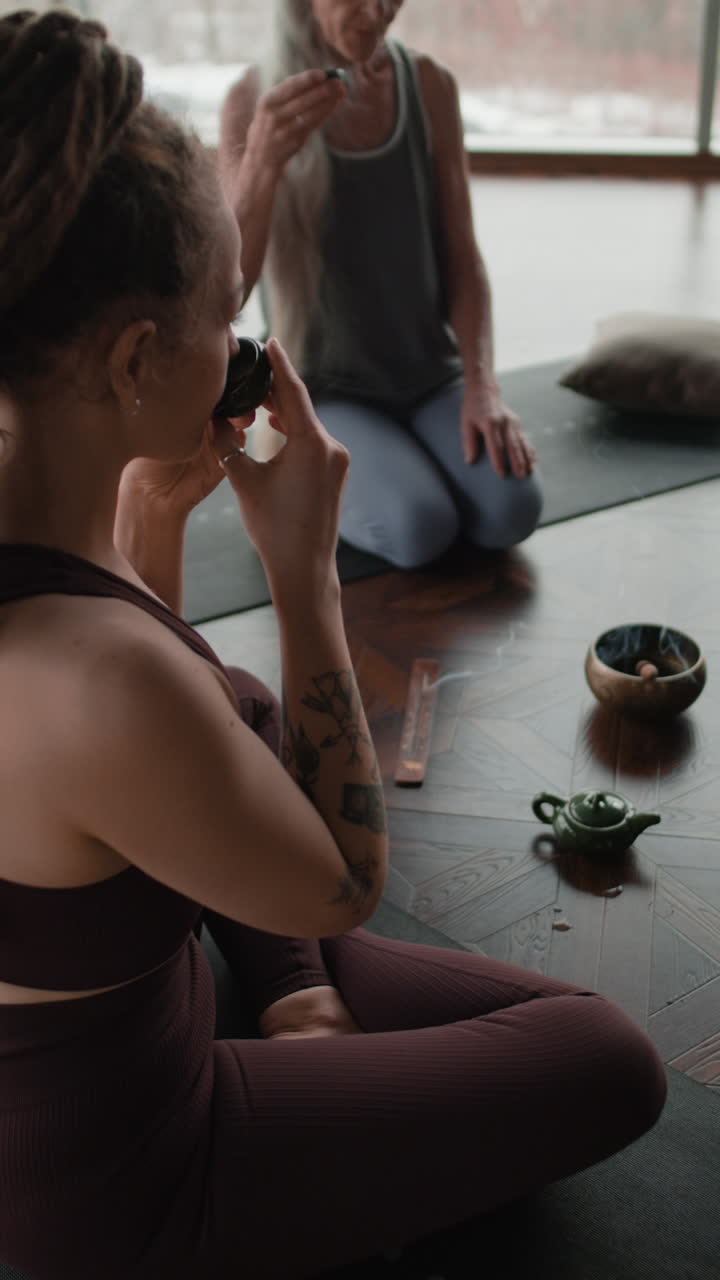 Women in Meditation and Tea Ceremony