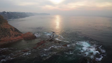 Waves-crashing-off-the-coast-of-California