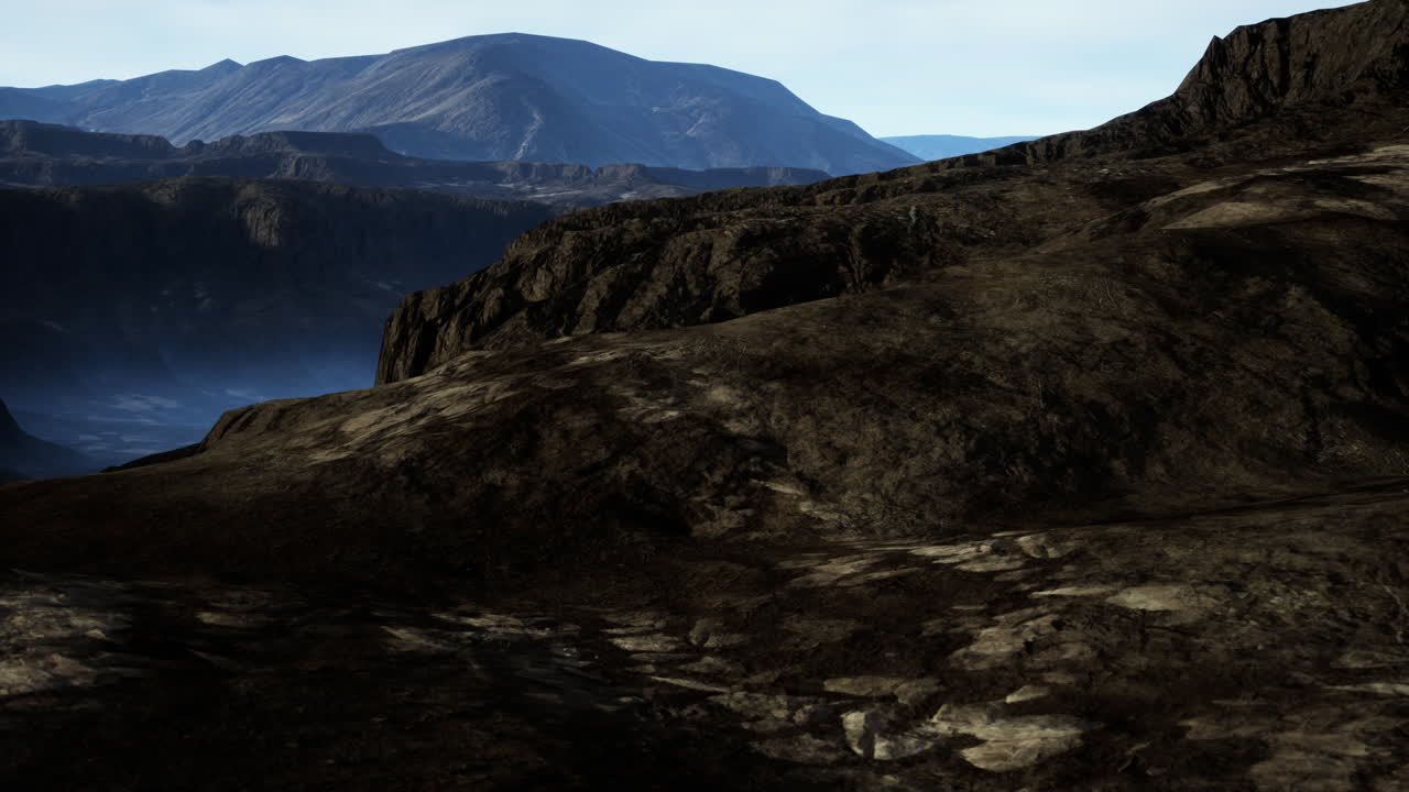 paisaje montañoso volcánico oscuro