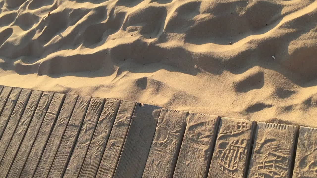 wooden walkway on Santa Cruz' beach