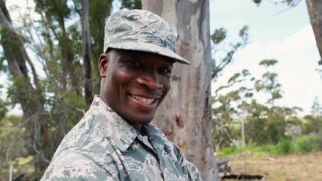 Portrait-of-military-soldier-standing-with-arms-crossed