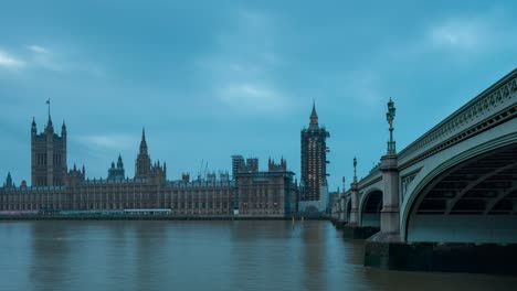 sunset time lapse over houses of parliament london